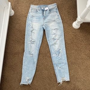 American Eagle women’s Jeans